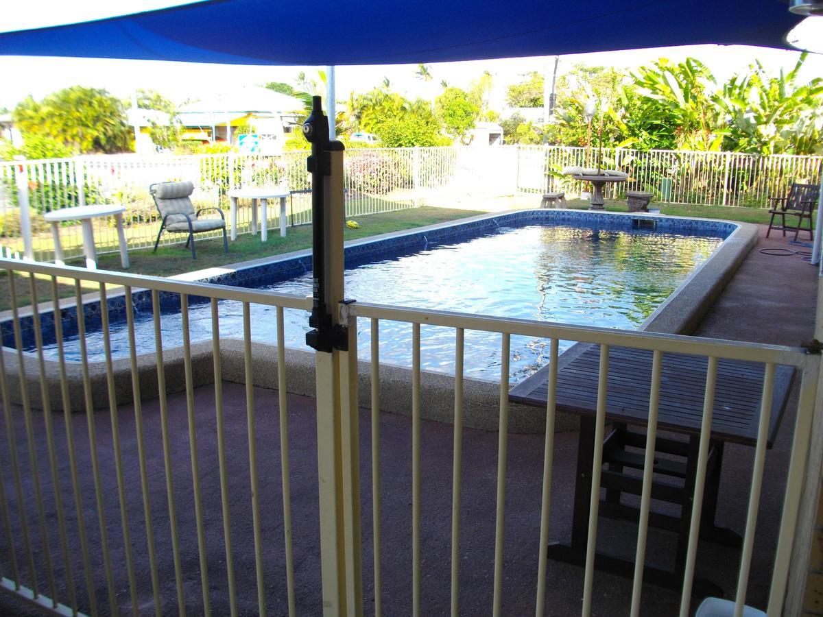 Kurrimine Beach Motel Exterior photo